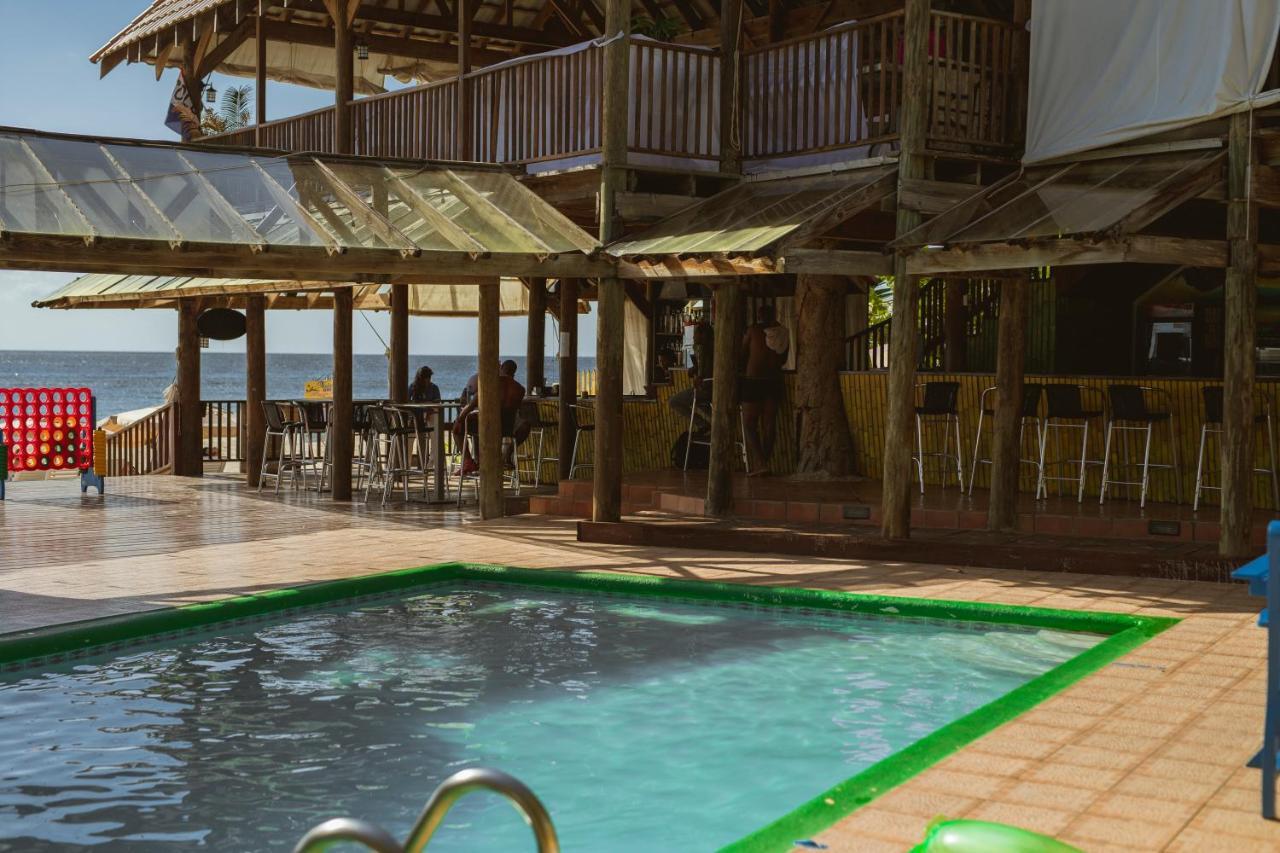 Yard Beach House Негрил Экстерьер фото
